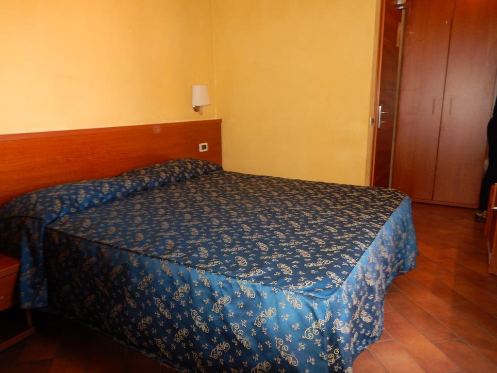 Hotel Dei Leoni Monterotondo (Lazio)