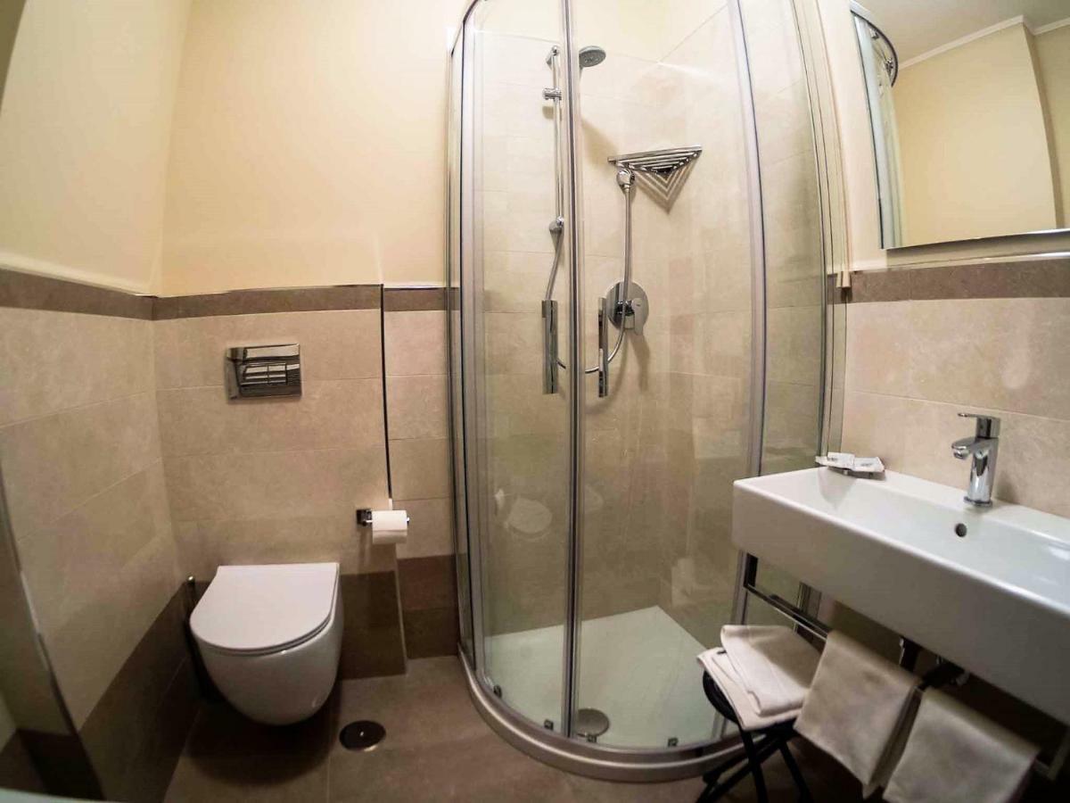 Dei Leoni Hotel 3*
